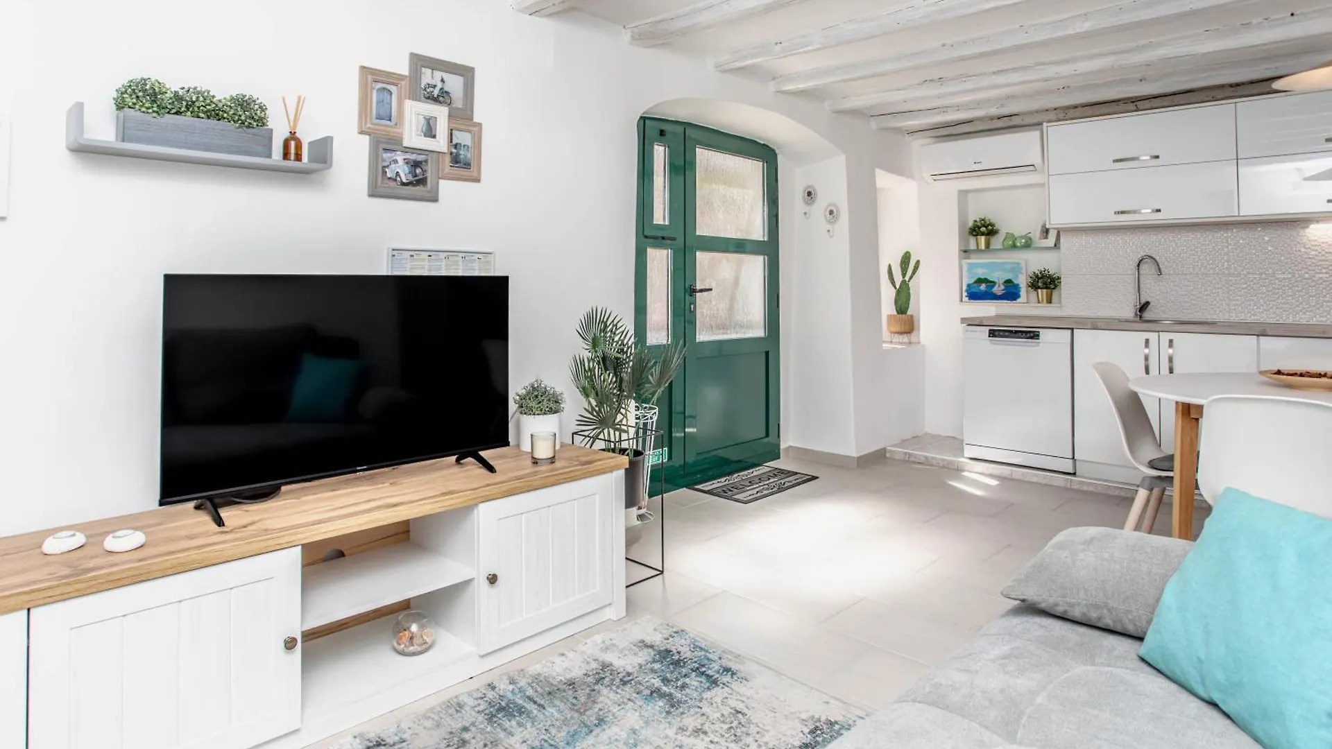 Apartman Dioniz Split 0*,  Croatia