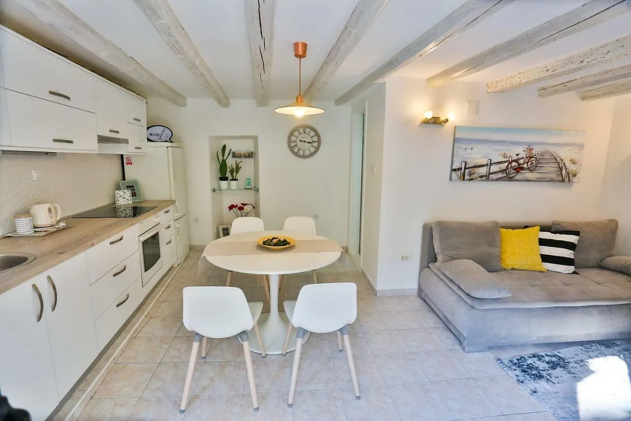 Apartman Dioniz Split Apartment