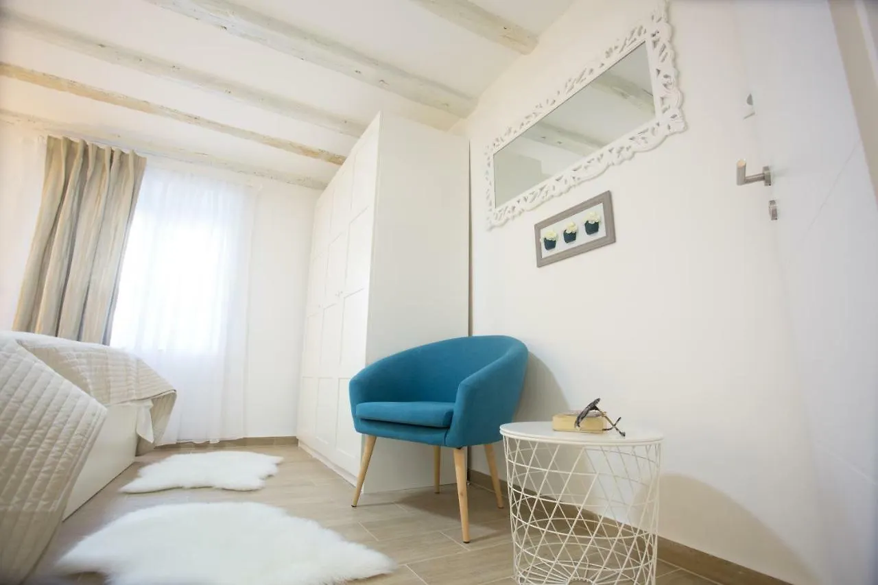 Apartman Dioniz Split 0*,  Croatia